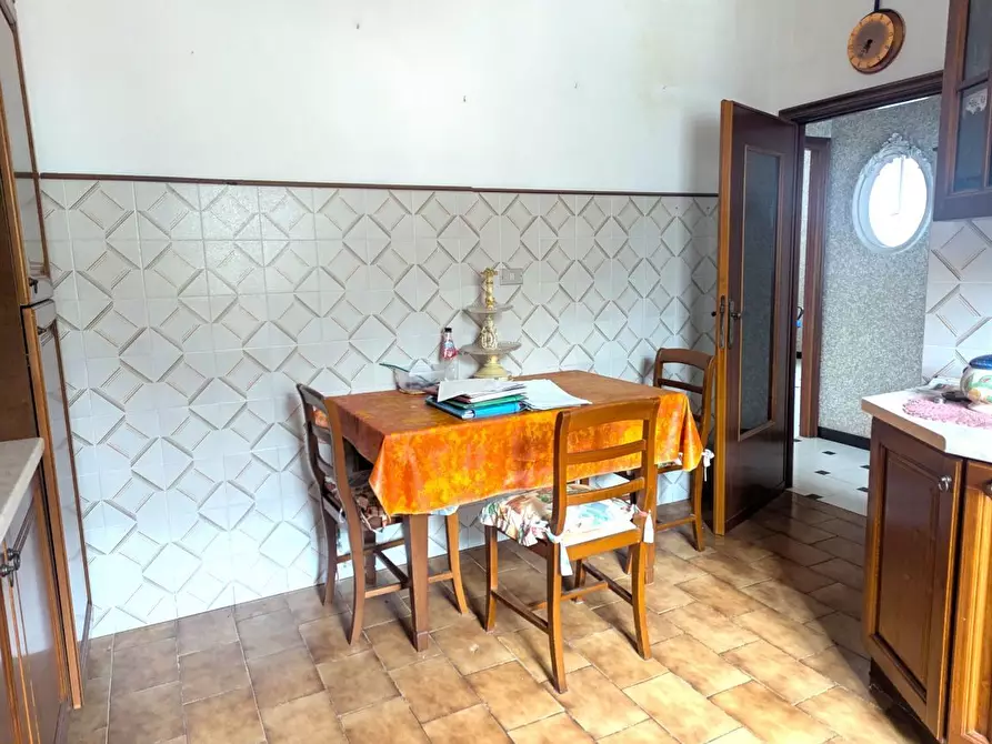 Immagine 32 di Trilocale in vendita  in Via Natale Gallino 76A a Genova