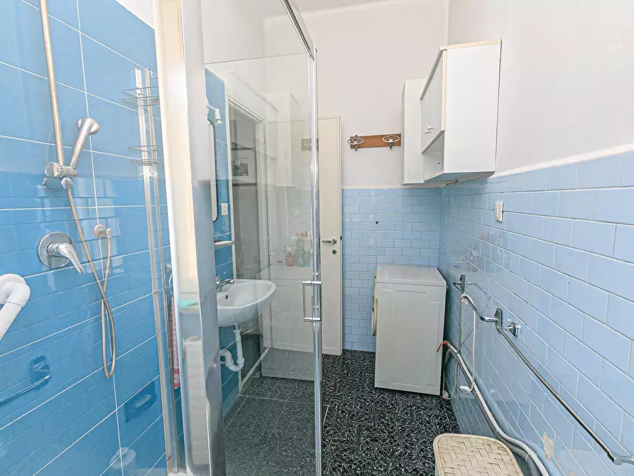 Immagine 21 di Quadrilocale in vendita  in Via Piave 131 a Mignanego