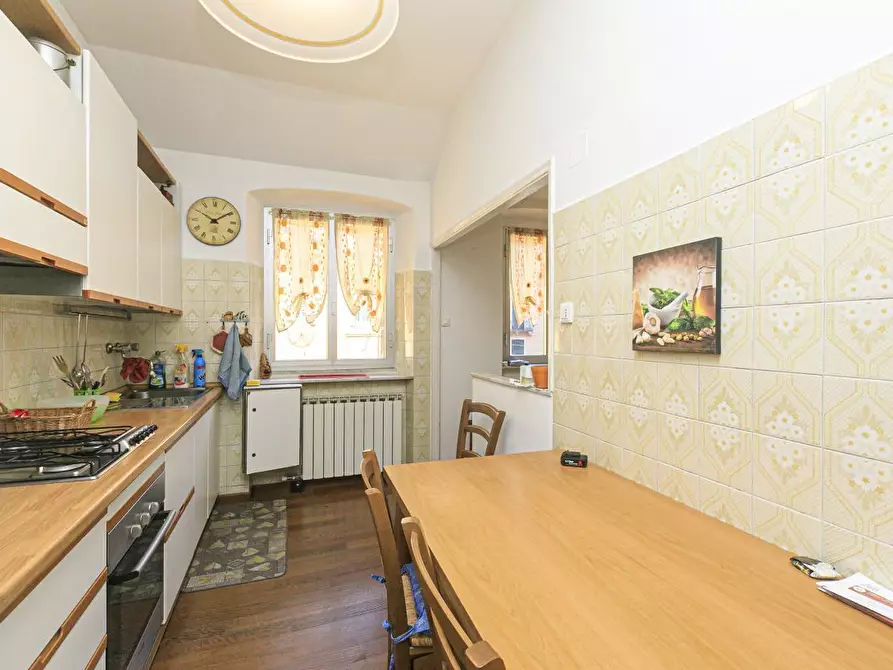 Immagine 15 di Quadrilocale in vendita  in Via Beata Chiara 13 a Genova