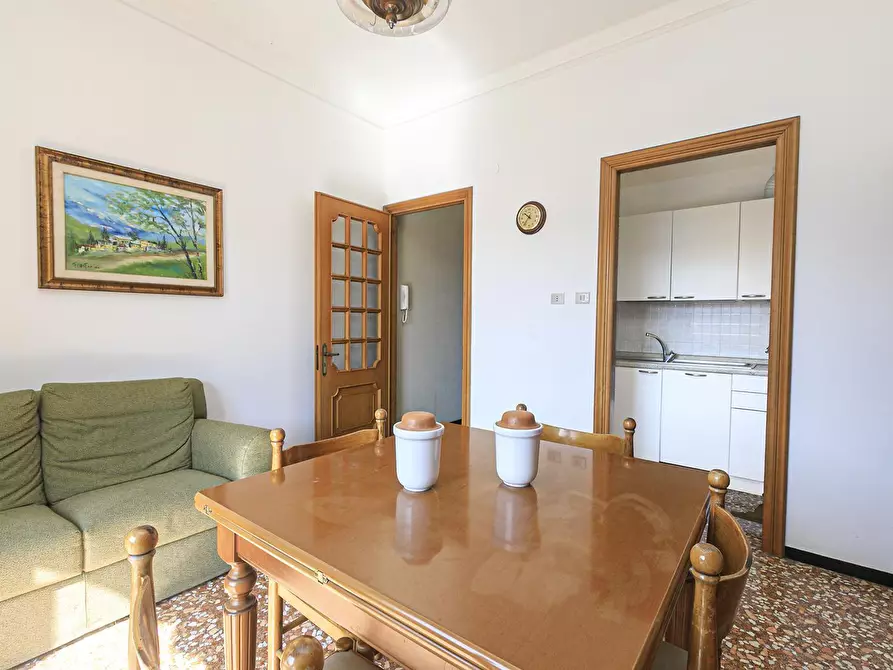 Immagine 13 di Quadrilocale in vendita  in Via Circonvallazione 5 a Campomorone