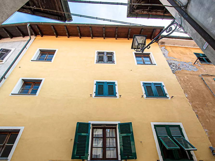 Immagine 19 di Trilocale in vendita  in Via Luigi Nino Malerba 2727 a Busalla