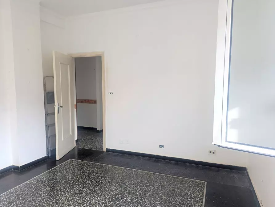 Immagine 6 di Bilocale in vendita  in Via Campomorone 75 a Genova