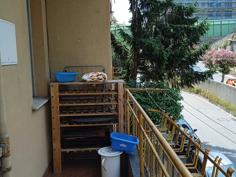 Immagine 8 di Bilocale in vendita  in Via Pierino Negrotto Cambiaso 4B a Genova