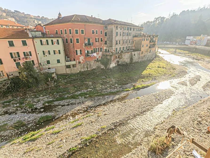 Immagine 23 di Quadrilocale in vendita  in Via Paolo Anfossi 68B a Genova