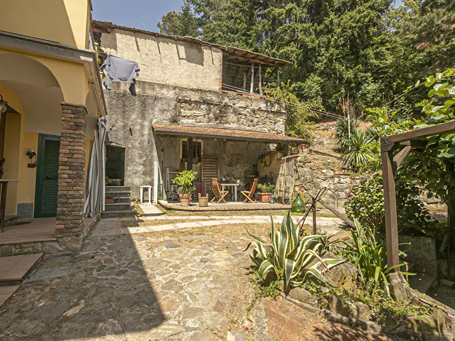 Immagine 80 di Villa in vendita  in Via privata Scanduè 23 a Serra Riccò