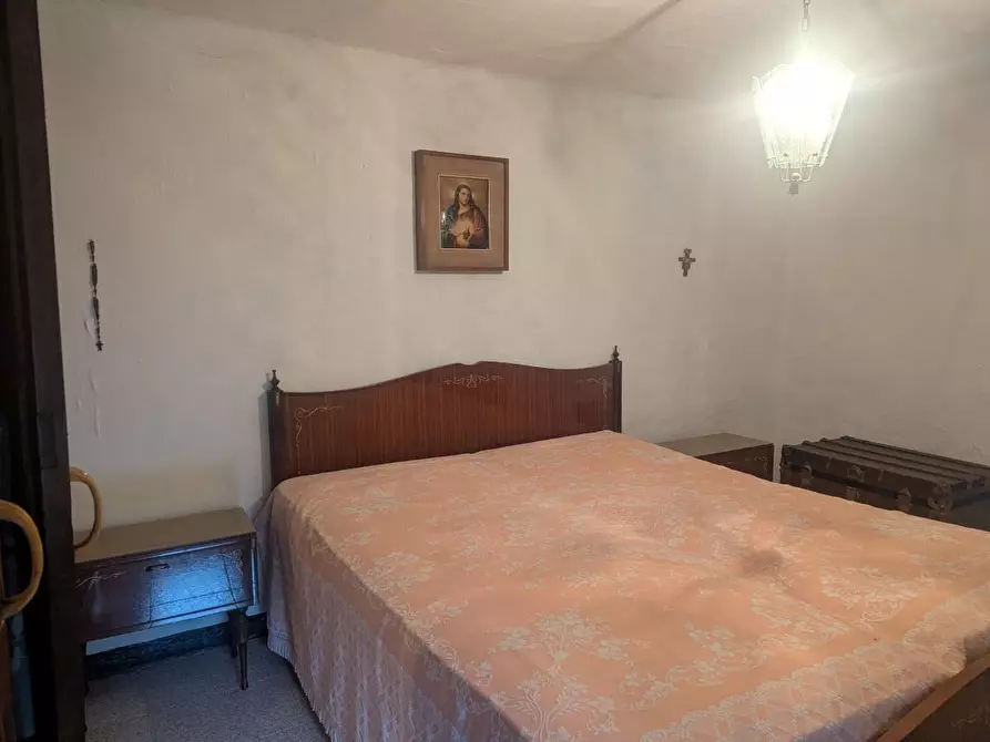 Immagine 10 di Quadrilocale in vendita  in Via Fiume 187 a Mignanego