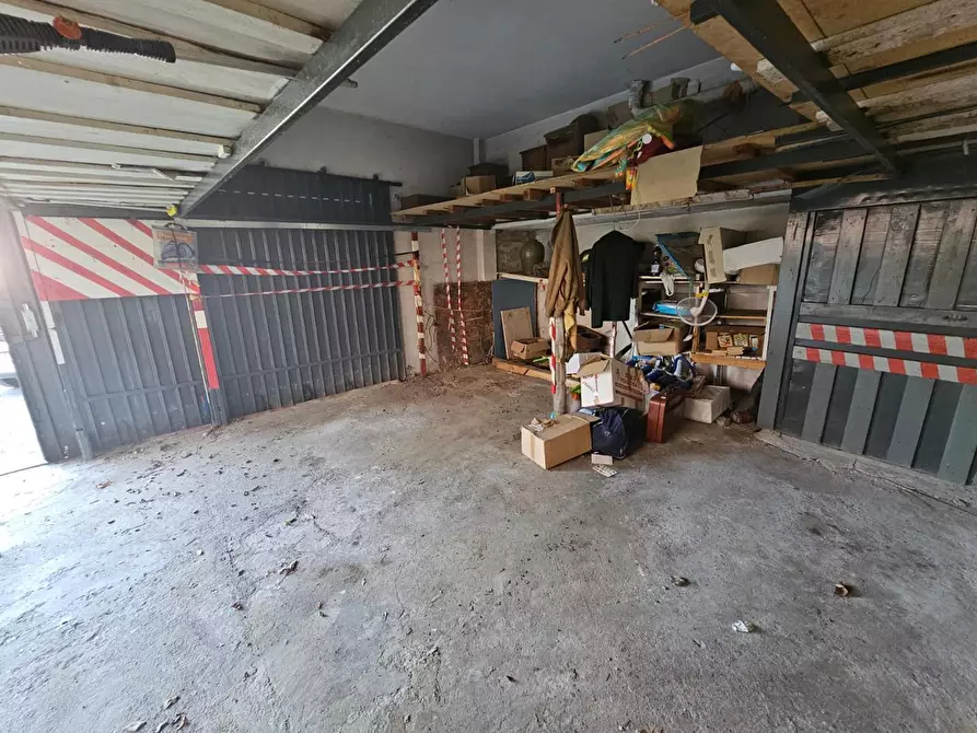 Immagine 4 di Garage in vendita  in Via Domenico Carli 54 a Serra Riccò