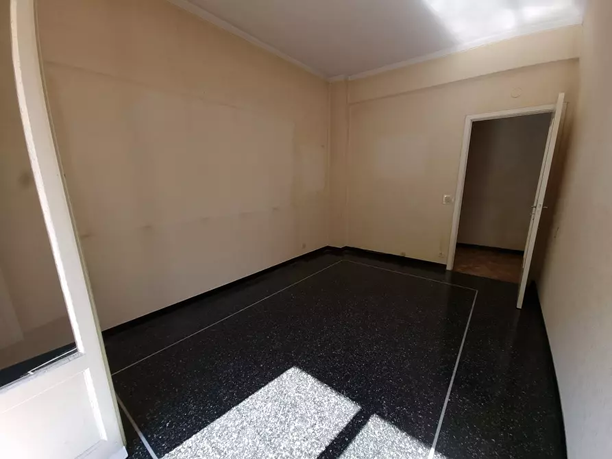 Immagine 2 di Trilocale in vendita  in Salita Serra Riccò 13 a Genova