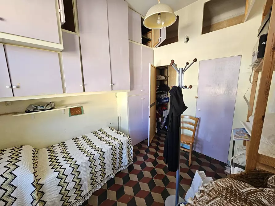 Immagine 19 di Trilocale in vendita  in Via Giovanni Lanza 3 a Genova