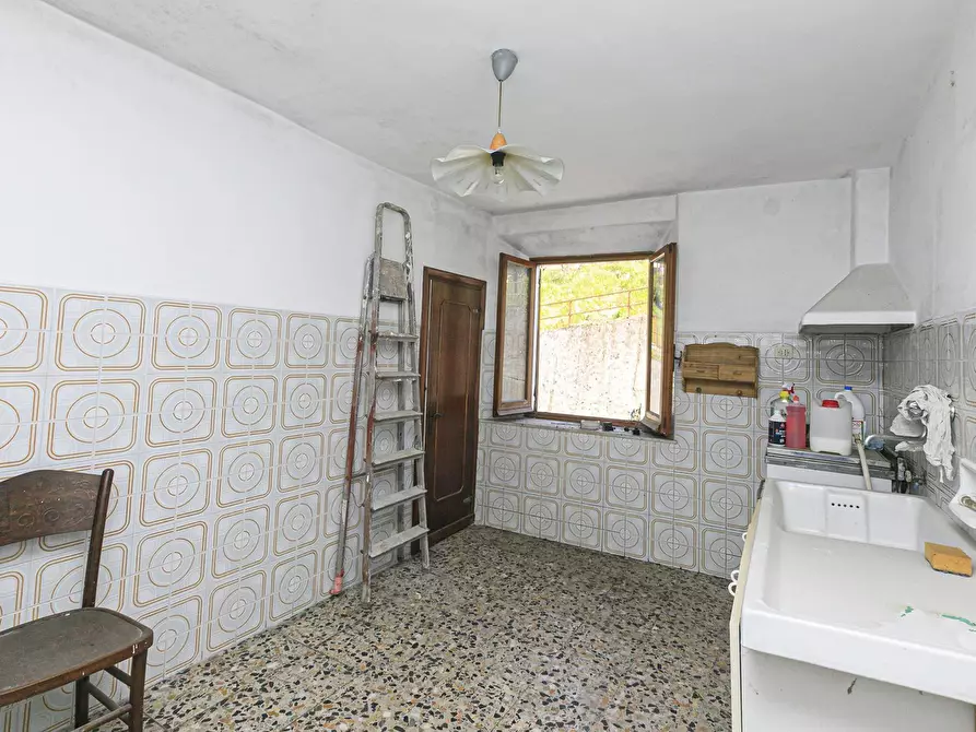 Immagine 7 di Casa indipendente in vendita  in Via San Martino 143 a Ceranesi