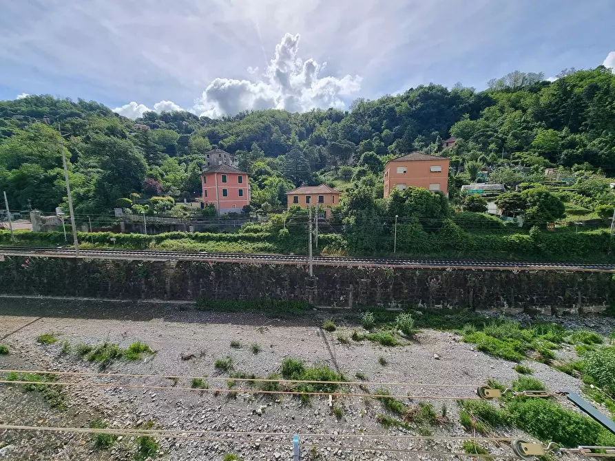 Immagine 21 di Bilocale in vendita  in Via Natale Gallino a Genova