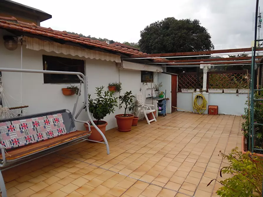 Immagine 37 di Quadrilocale in vendita  in Strada Statale 35 dei Giovi 53 a Mignanego