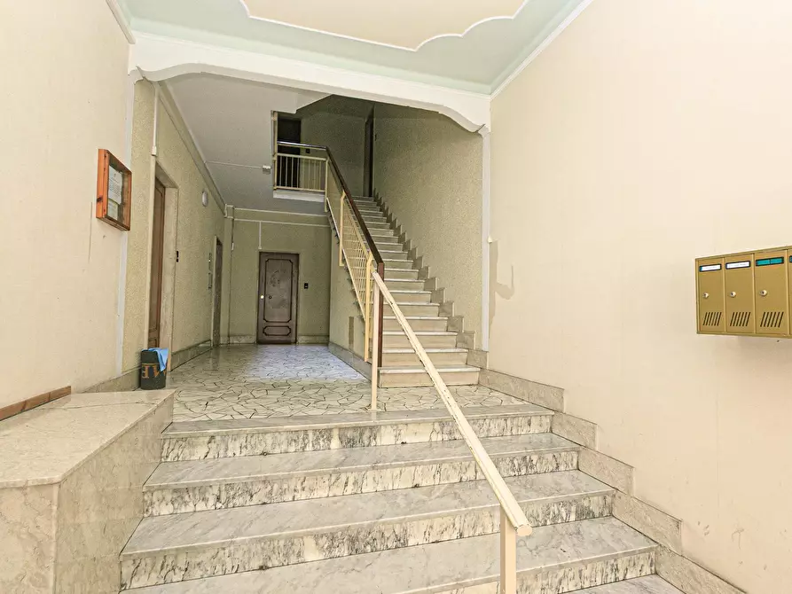 Immagine 37 di Pentalocale in vendita  in Via alcide de gasperi 28 a Campomorone