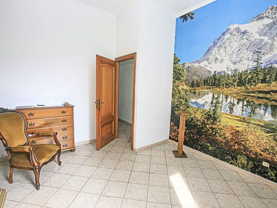 Immagine 26 di Bilocale in vendita  in Salita Castrofino a Genova