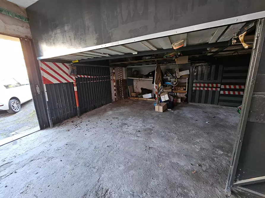 Immagine 6 di Garage in vendita  in Via Domenico Carli 54 a Serra Riccò