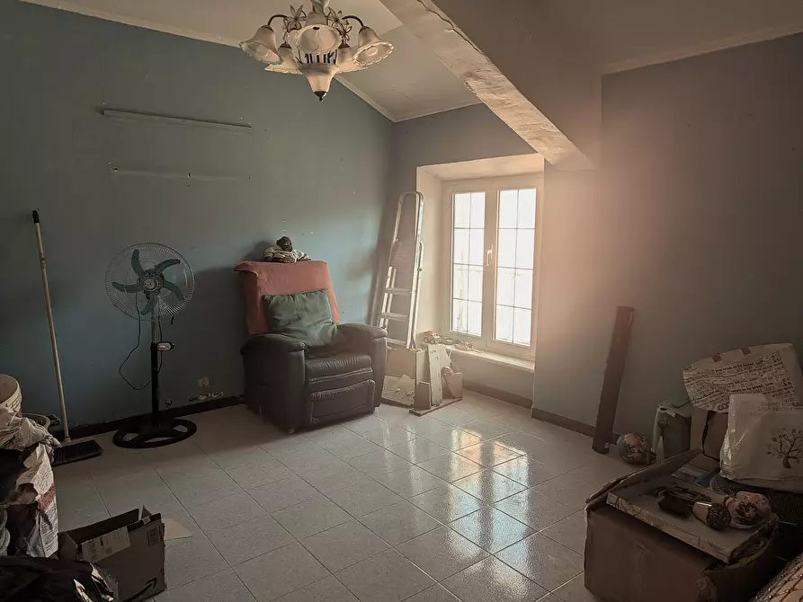 Immagine 2 di Bilocale in vendita  in Via Beata Chiara 10 a Genova