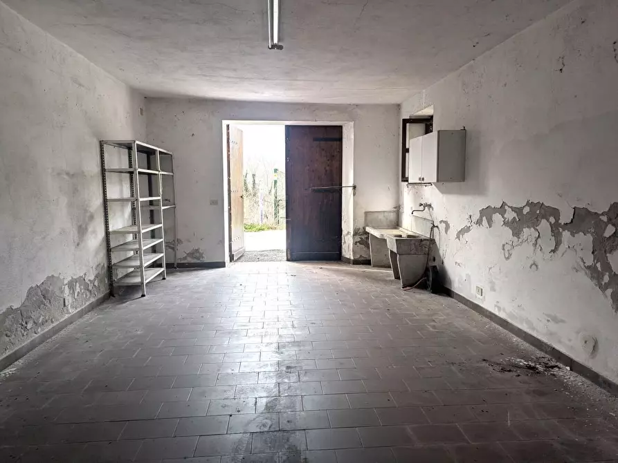 Immagine 31 di Trilocale in vendita  in Via Pratopriore 14 a Casella