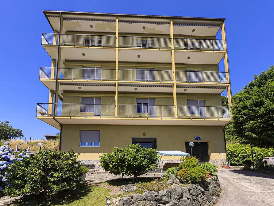 Immagine 13 di Pentalocale in vendita  in Via Primo Cavallieri 55 a Campomorone