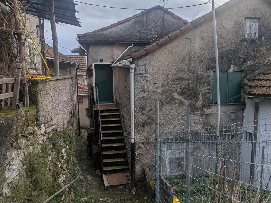 Immagine 21 di Quadrilocale in vendita  in Via Fiume 187 a Mignanego