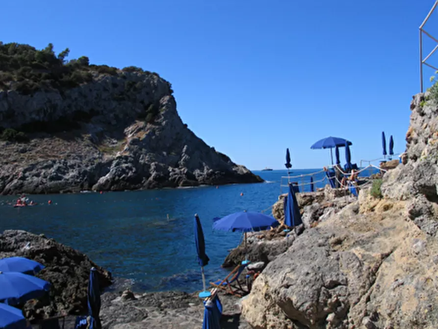 Immagine 6 di Appartamento in vendita  in Cala Piccola snc a Monte Argentario