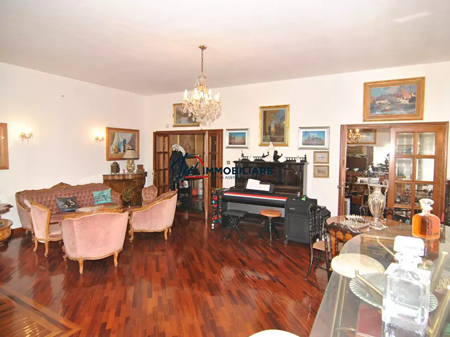 Immagine 6 di Pentalocale in vendita  in Viale Fabbricotti 106 a Livorno