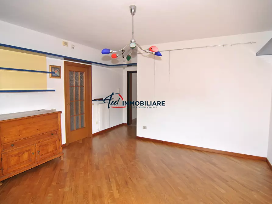 Immagine 8 di Quadrilocale in vendita  in Via Jean Monnet 4 a Livorno