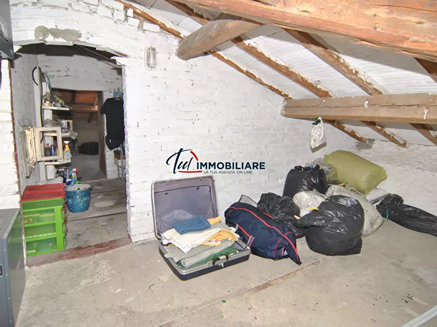 Immagine 26 di Casa indipendente in vendita  in Piazza della Chiesa 16 a Livorno