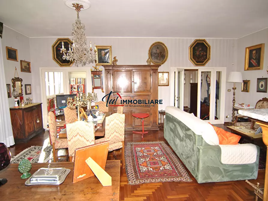 Immagine 11 di Pentalocale in vendita  in Viale Fabbricotti 3 a Livorno