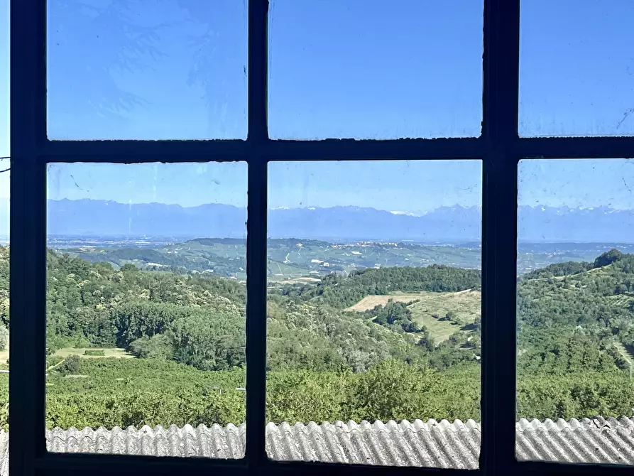 Immagine 20 di Casa indipendente in vendita  in SP32 3 a Serravalle Langhe