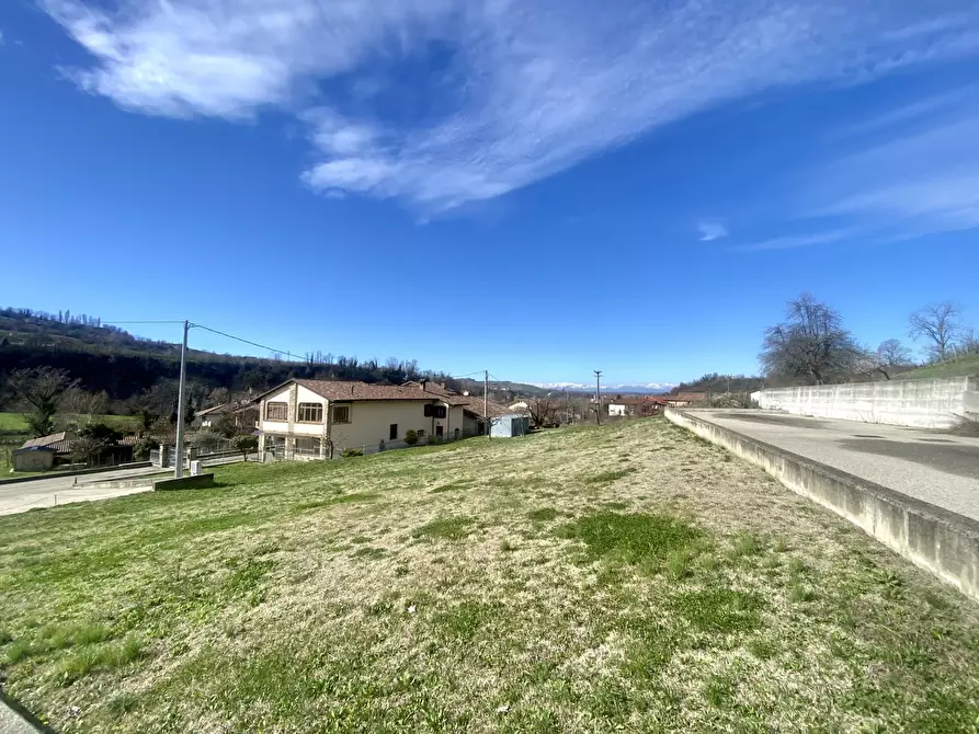 Immagine 6 di Terreno edificabile in vendita  in Via Codevilla 129 a Dogliani