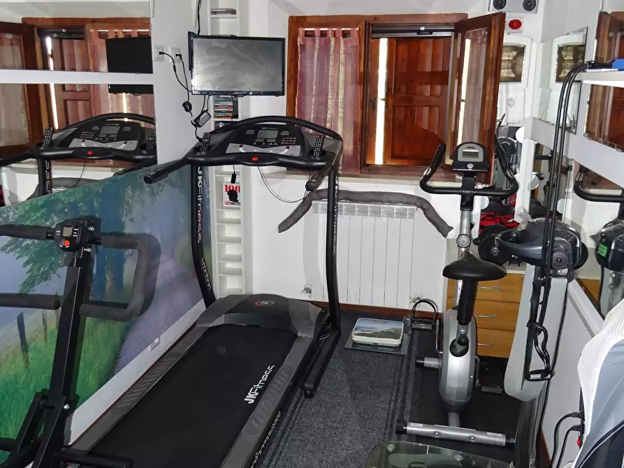 Immagine 41 di Rustico / casale in vendita  a Ostra Vetere