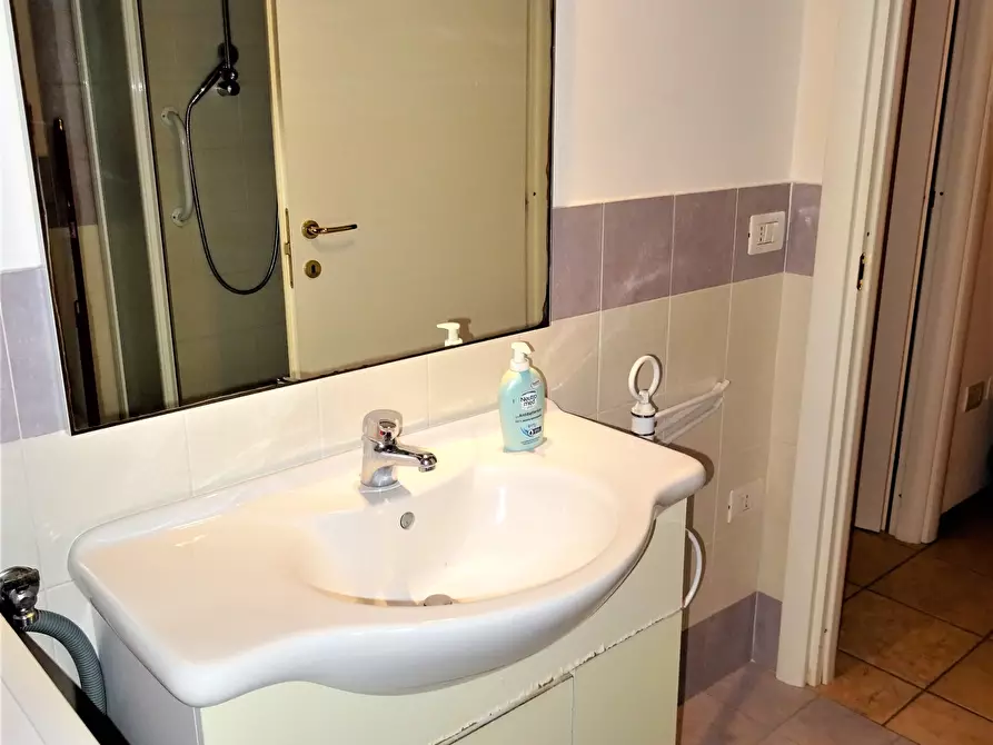 Immagine 16 di Casa indipendente in vendita  a Terre Roveresche