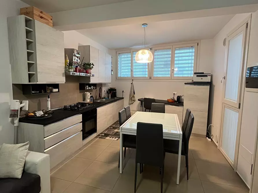 Immagine 4 di Trilocale in vendita  a Senigallia