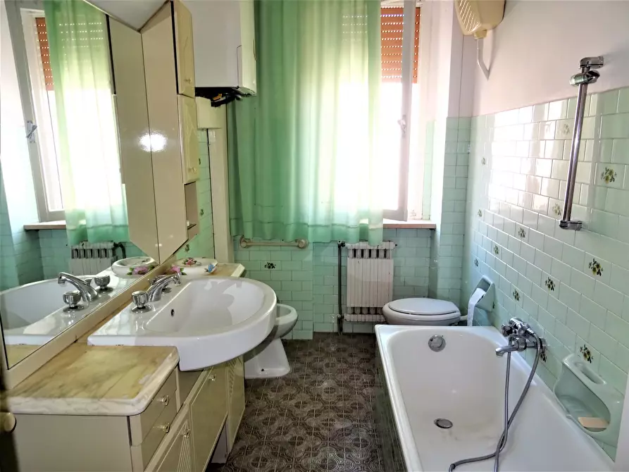 Immagine 13 di Appartamento in vendita  a Trecastelli