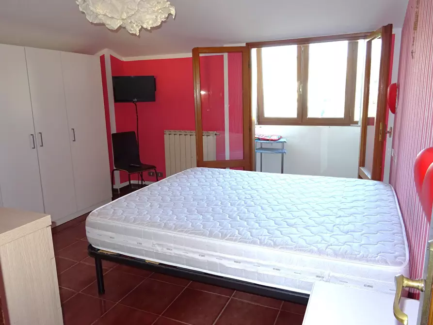 Immagine 9 di Quadrilocale in vendita  a Senigallia