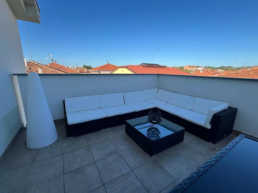 Immagine 42 di Attico in vendita  a Senigallia