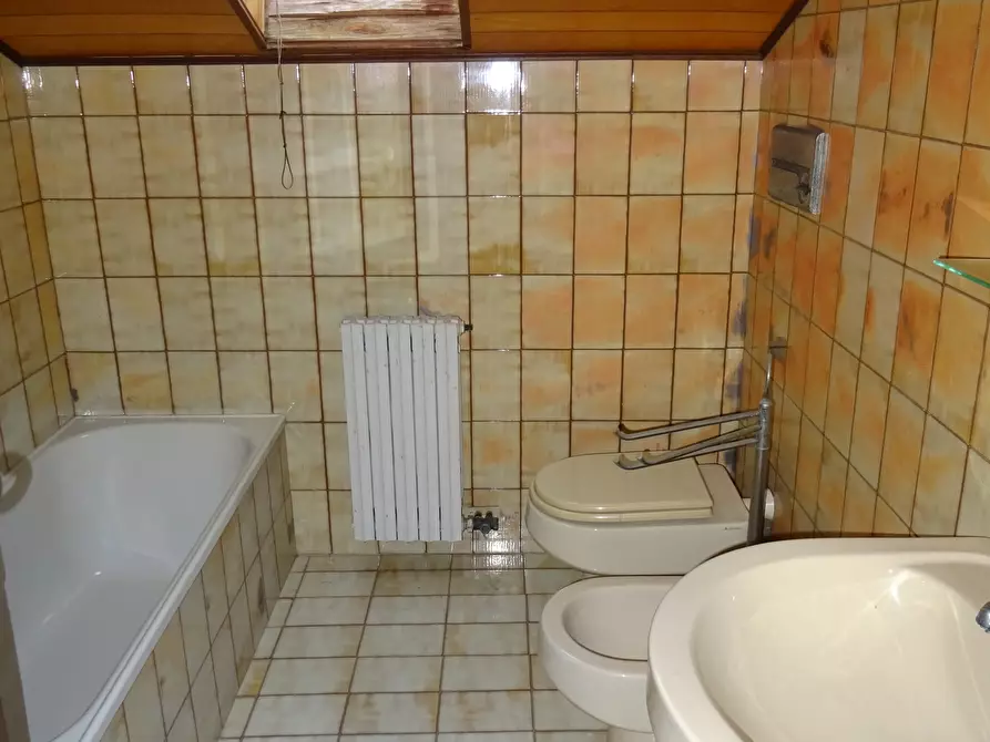 Immagine 27 di Casa indipendente in vendita  a Senigallia