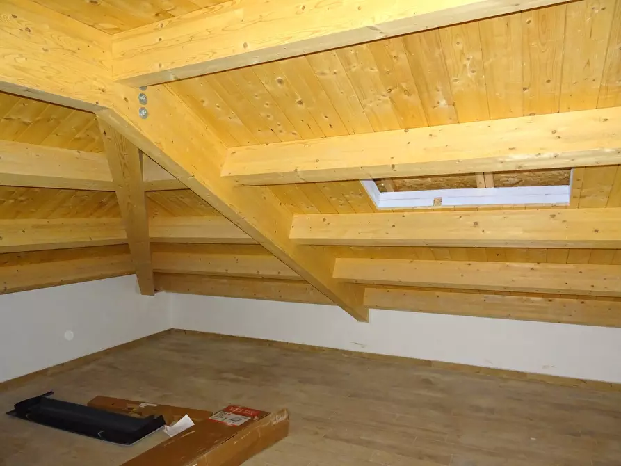 Immagine 13 di Quadrilocale in vendita  a Montemarciano