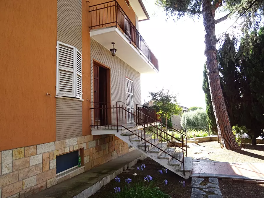 Immagine 11 di Villa in vendita  a Corinaldo