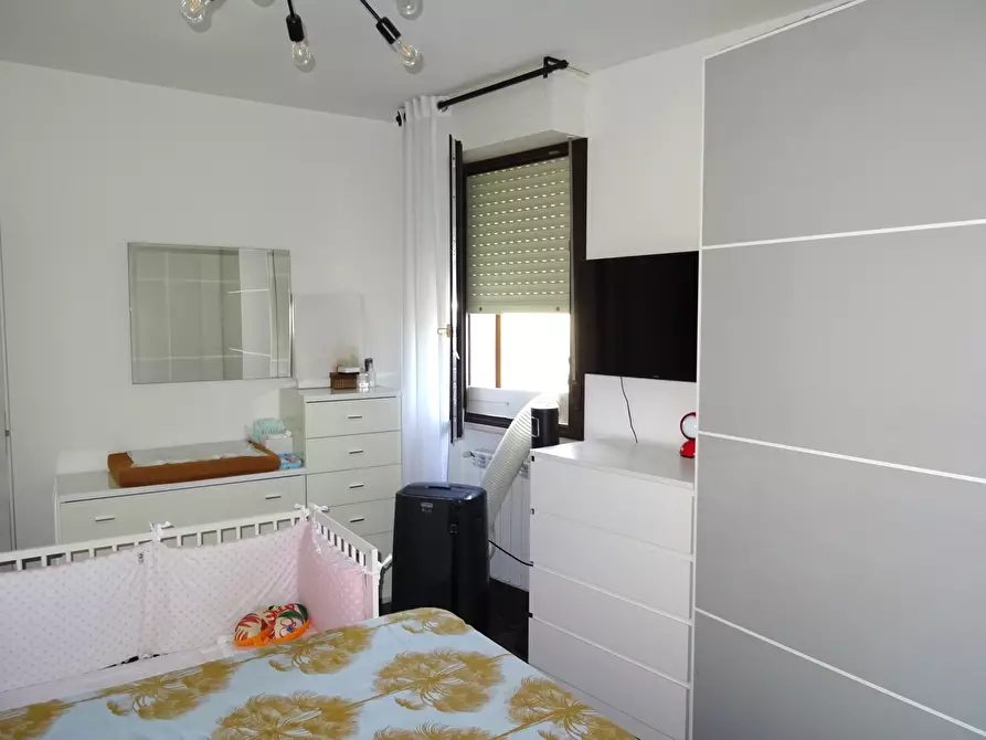 Immagine 11 di Trilocale in vendita  a Senigallia