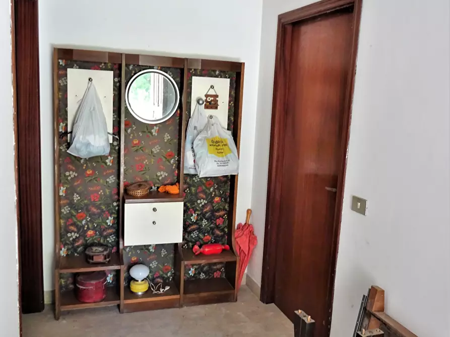 Immagine 3 di Casa indipendente in vendita  a Trecastelli