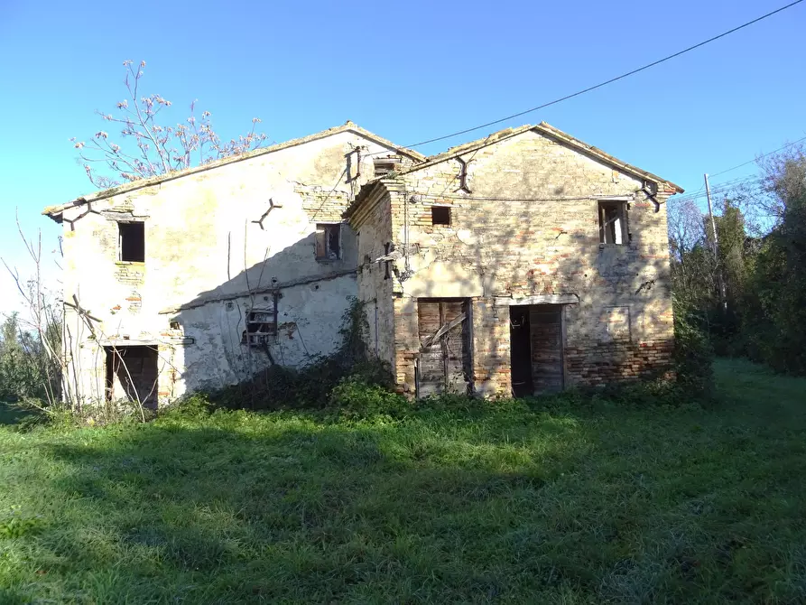 Immagine 1 di Rustico / casale in vendita  a Senigallia