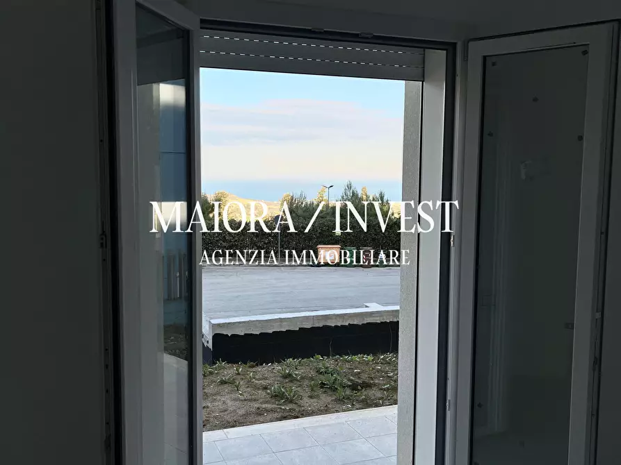 Immagine 10 di Trilocale in vendita  a Acquaviva Picena