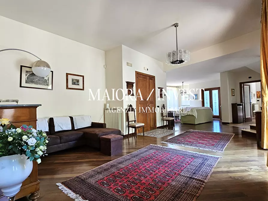 Immagine 11 di Villa in vendita  a Acquaviva Picena