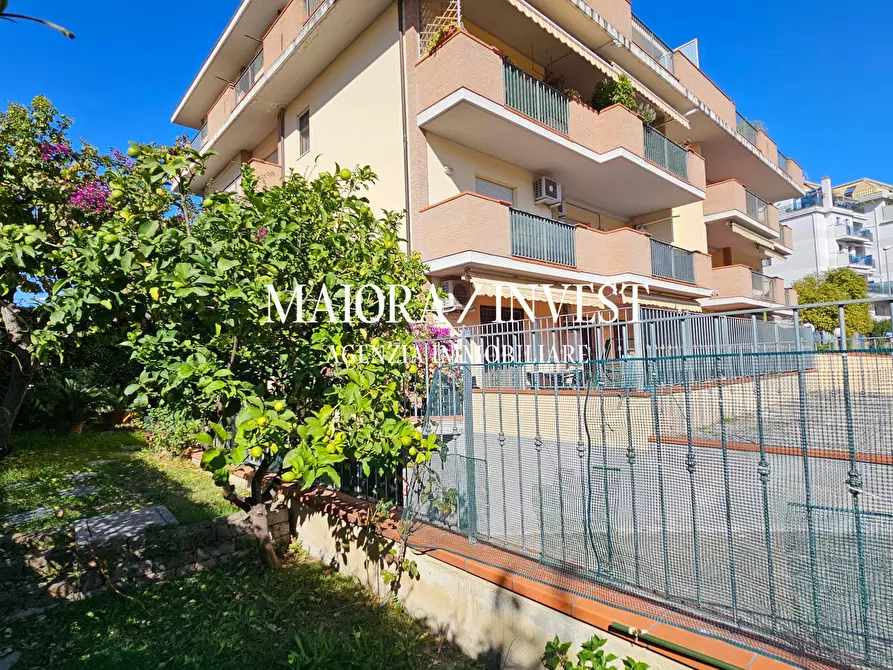 Immagine 18 di Bilocale in vendita  in Via del Perugino a San Benedetto Del Tronto