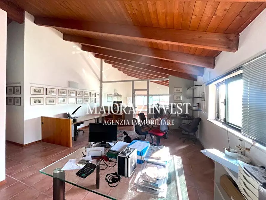 Immagine 2 di Ufficio in vendita  a San Benedetto Del Tronto