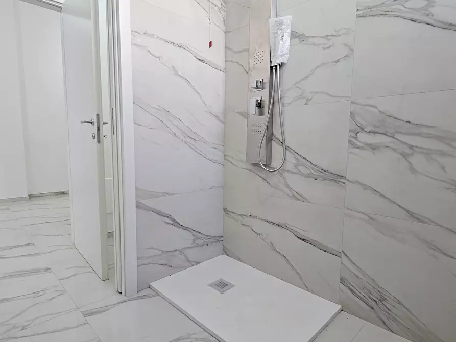 Immagine 5 di Bilocale in vendita  in via Laberinto 54 a San Benedetto Del Tronto