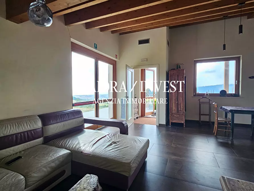 Immagine 13 di Agriturismo in vendita  a Monteprandone