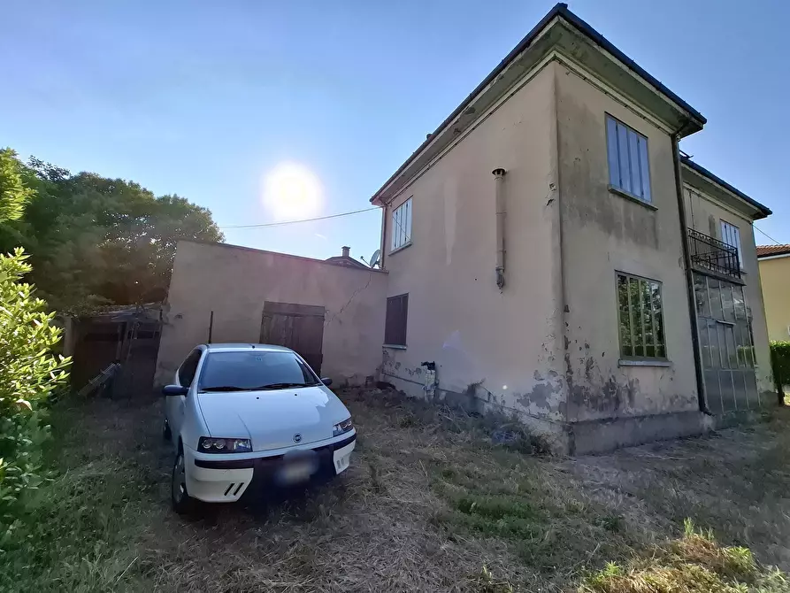 Immagine 11 di Casa indipendente in vendita  in Viale Porta Adige 47 a Rovigo