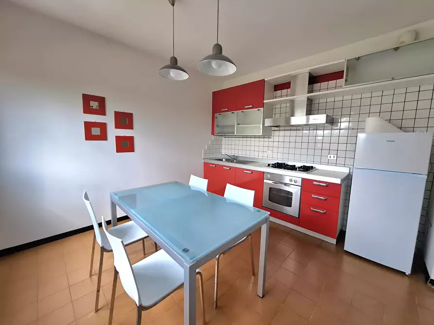 Immagine 11 di Trilocale in vendita  in Via della Costituzione 18A a Rovigo